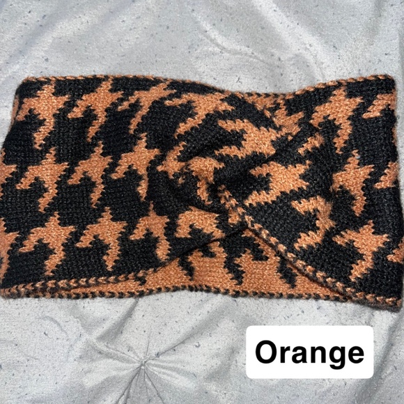 Knitted Cozy Headband New (1) - Picture 7 of 7